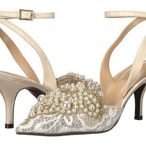 Desdemona Floral Pearl Ornament Ankle Strap Pumps size 12 / BRIDAL HEELS/WEDDING